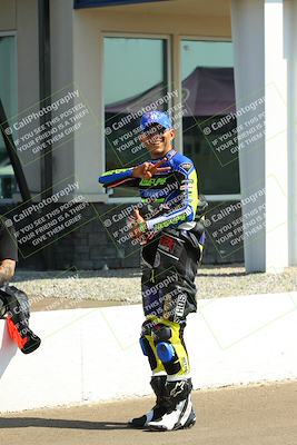 media/Sep-20-2025-TrackDaz (Sat) [[27f0cde673]]/Around the Pits/